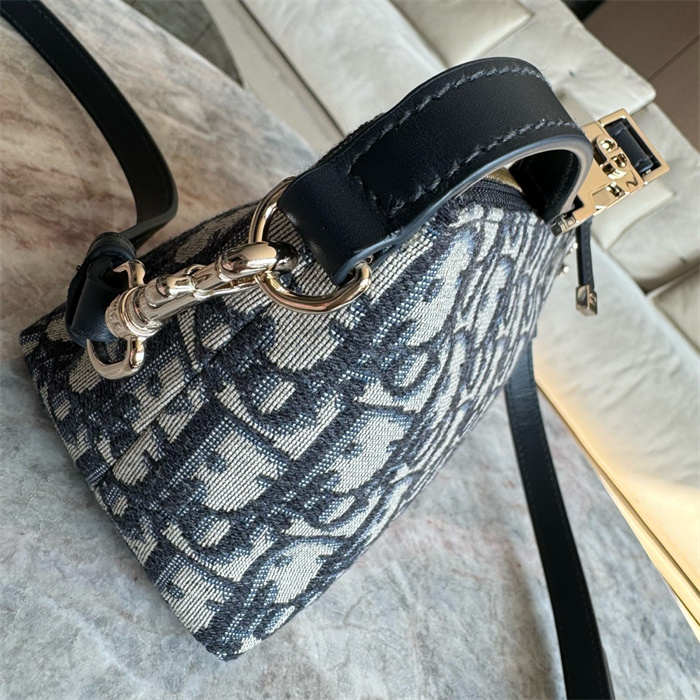 DIOR 디올 트래블 노마드 스몰 파우치 S5553