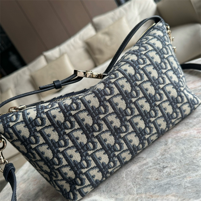 DIOR 디올 트래블 노마드 파우치 미디엄 S5554