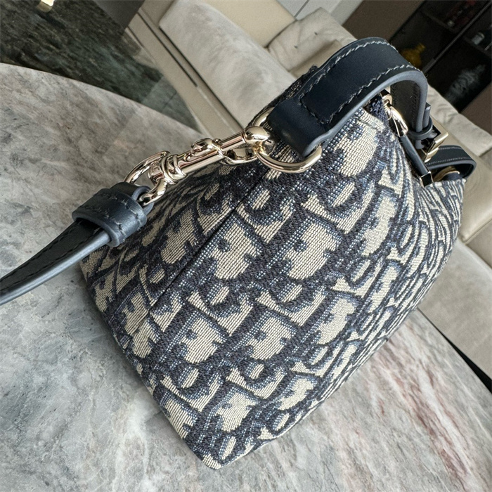 DIOR 디올 트래블 노마드 파우치 미디엄 S5554