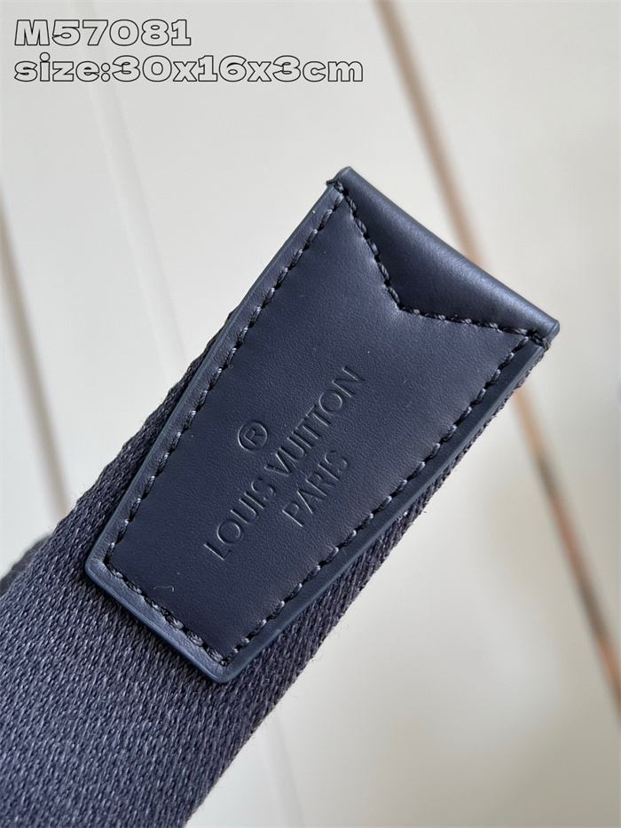 LOUIS VUITTON 루이비통 에어로그램 슬링백 M57081