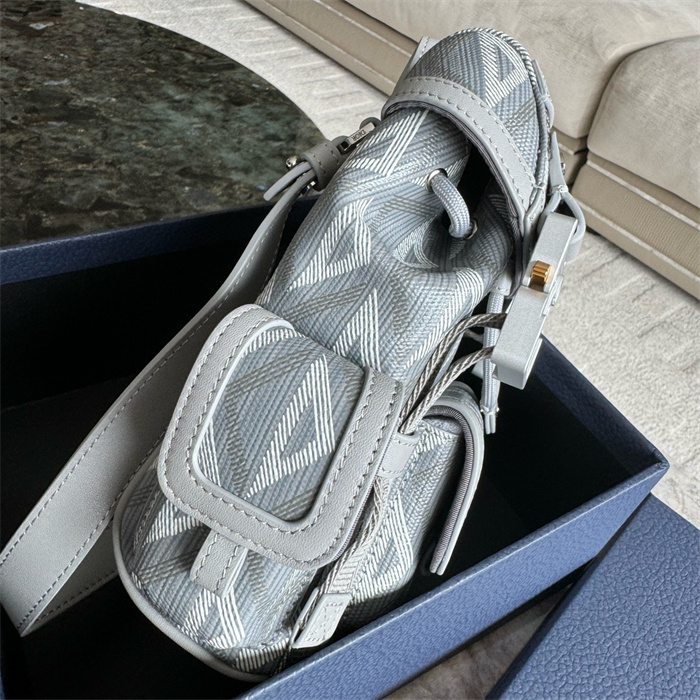DIOR 디올 힛더로드 크리스찬 미니 백팩 M9242 2024/신상