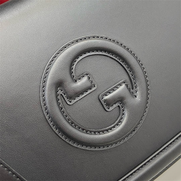 GUCCI 구찌 블론디 미디엄 핸들백 ‎815716 2024/신상 3COLOR
