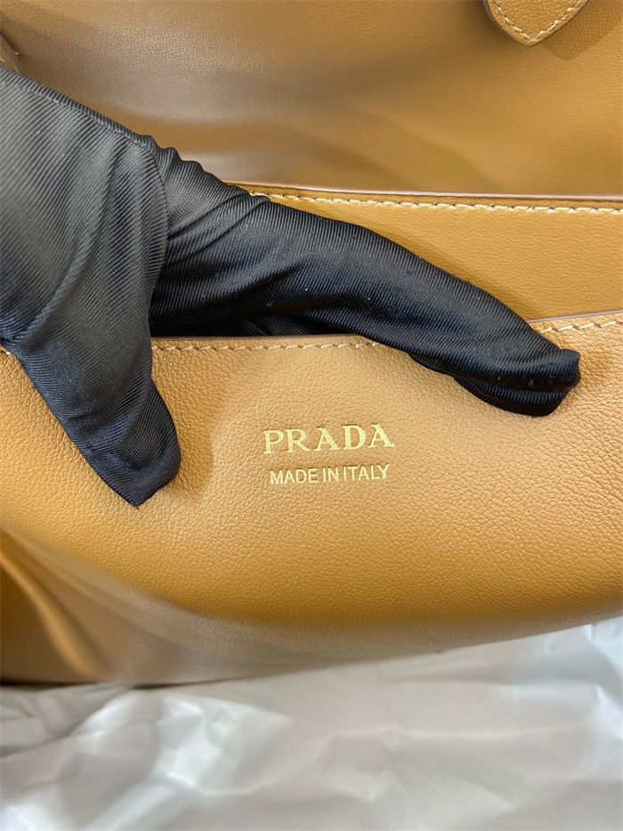 PRADA 프라다 라지 토트백 1BG126 2024/신상
