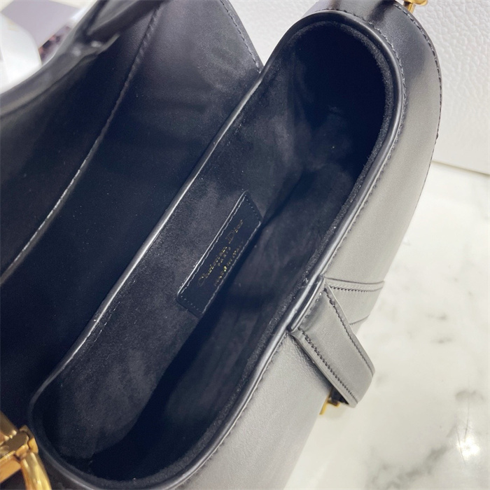DIOR 디올 오블리크 새들백 M0447