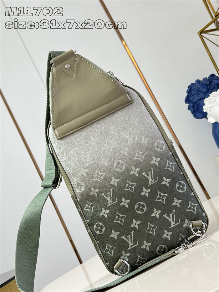 LOUIS VUITTON 루이비통 에비뉴 슬링백 M11702