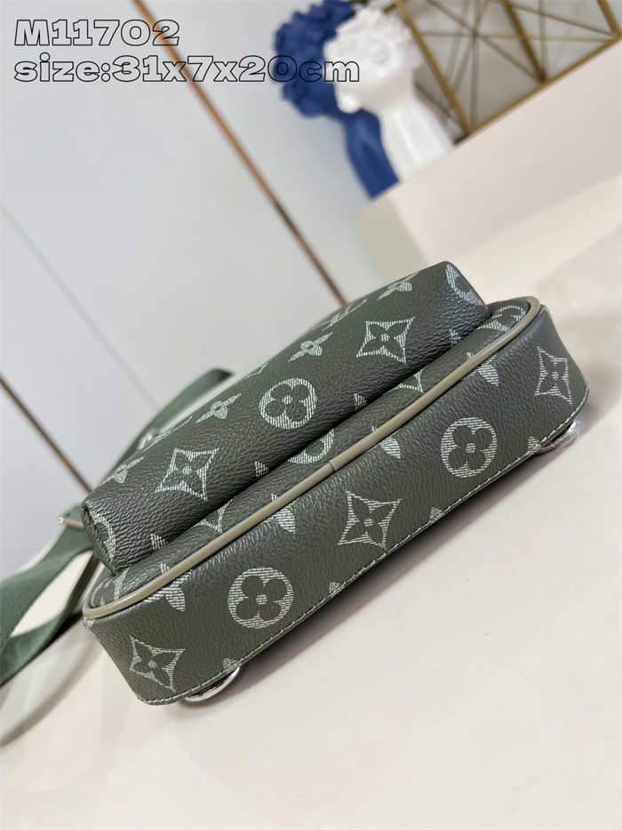 LOUIS VUITTON 루이비통 에비뉴 슬링백 M11702