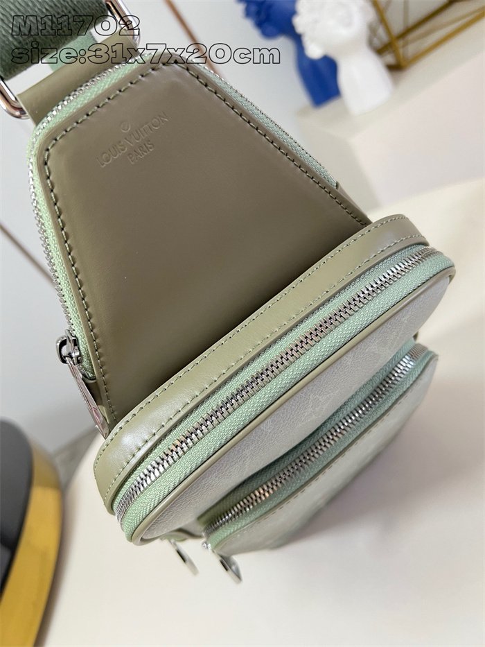 LOUIS VUITTON 루이비통 에비뉴 슬링백 M11702
