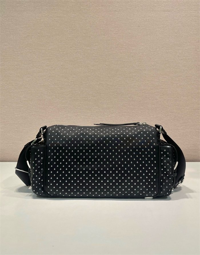 PRADA 프라다 스투디드 리나일론 숄더백 1BC236 2024/신상
