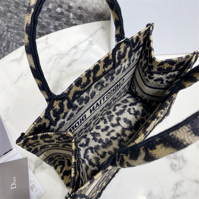 DIOR 디올 오블리크 스몰 북 토트백 M1286 2024/신상