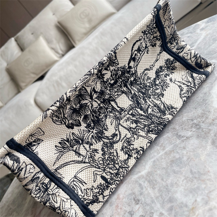 DIOR 디올 오블리크 스몰 북 토트백 M1286 2024/신상 2COLOR