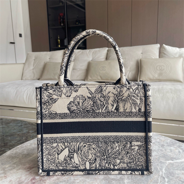 DIOR 디올 오블리크 스몰 북 토트백 M1286 2024/신상 2COLOR