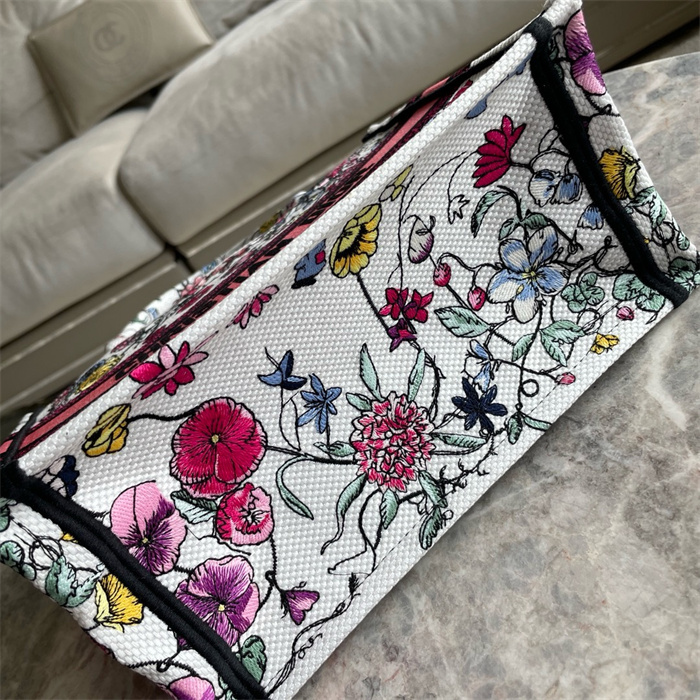 DIOR 디올 오블리크 스몰 북 토트백 M1286 2024/신상