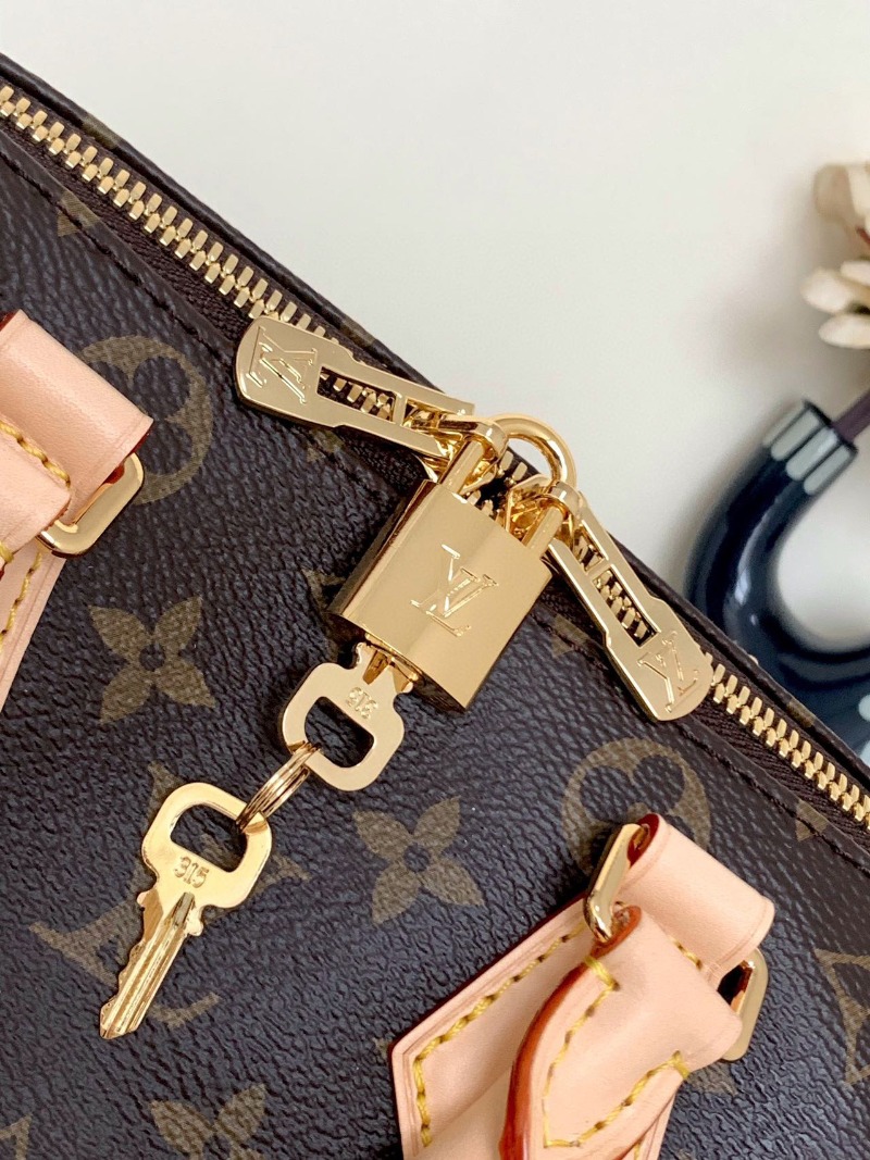 LOUIS VUITTON 루이비통 모노그램 반둘리에 키폴 20