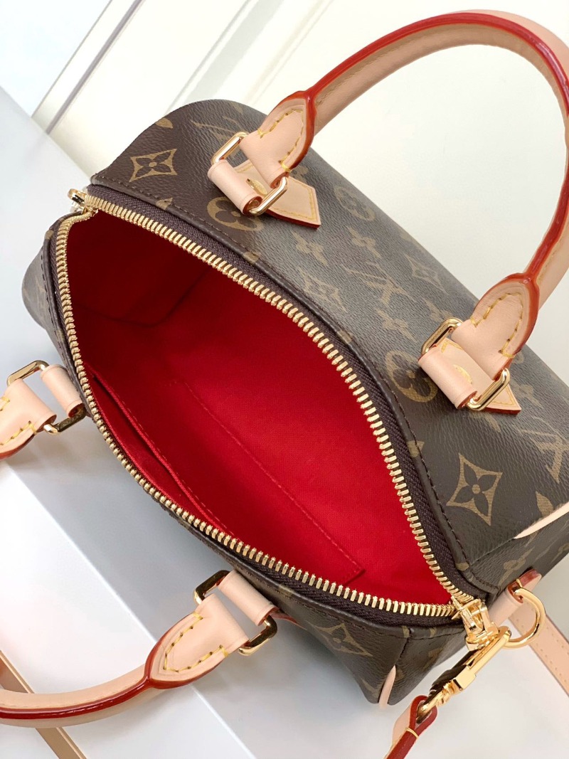 LOUIS VUITTON 루이비통 모노그램 반둘리에 키폴 20