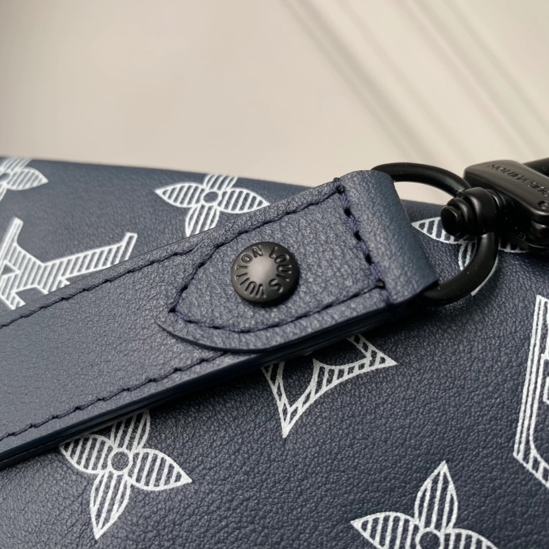 LOUIS VUITTON 루이비통 포쉐트 투고 클러치백