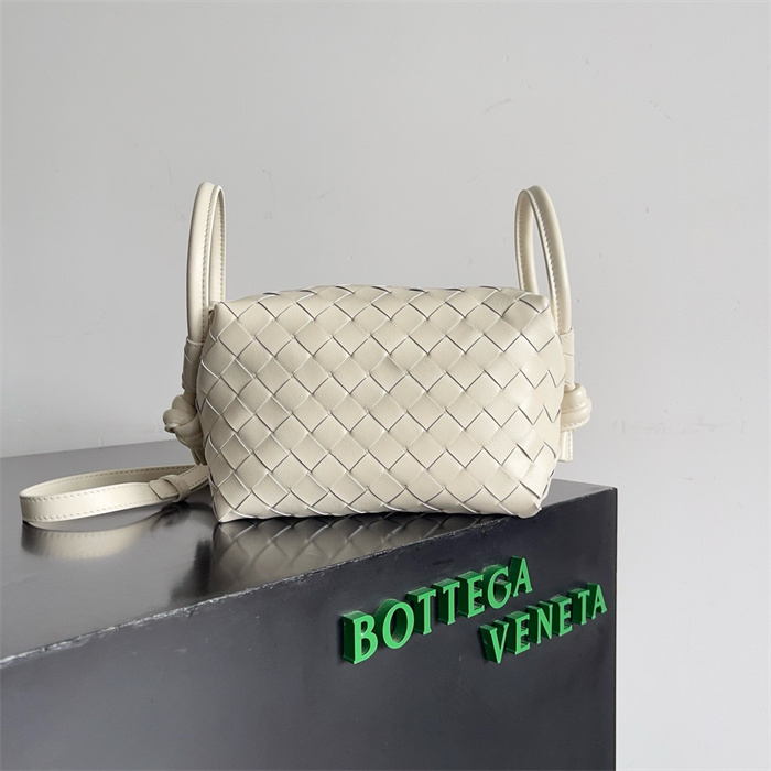 BOTTEGA VENETA 보테가베네타 루프 숄더백 796615 2024/신상 6COLOR