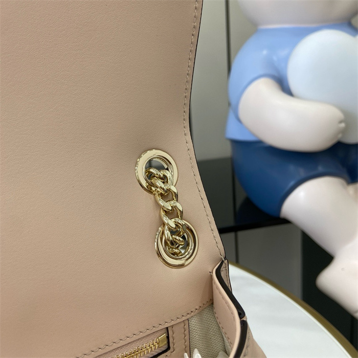 GUCCI 구찌 블론디 스몰 숄더백 815715 2024/신상