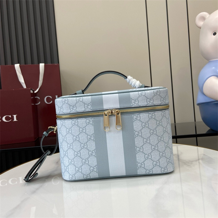 GUCCI 구찌 GG 슈프림 미디엄 파우치백 811489 2024/신상 2COLOR