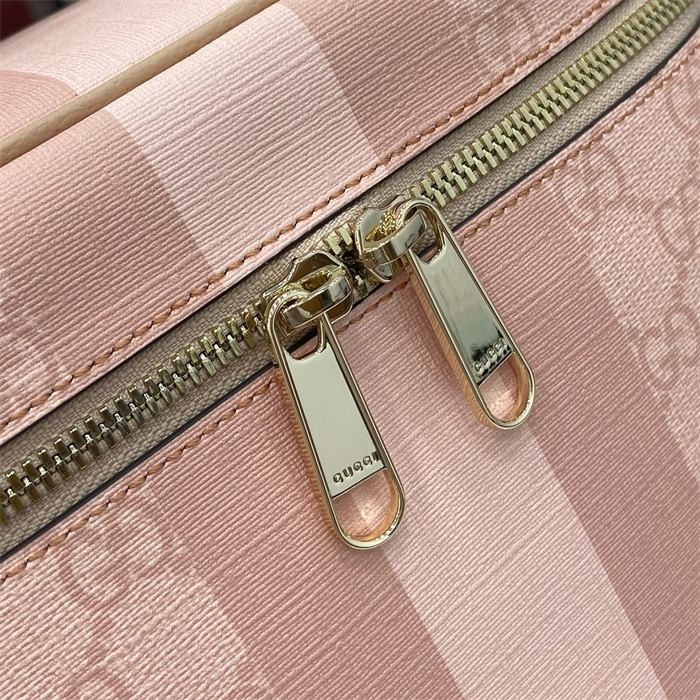GUCCI 구찌 GG 슈프림 미디엄 파우치백 811489 2024/신상 2COLOR