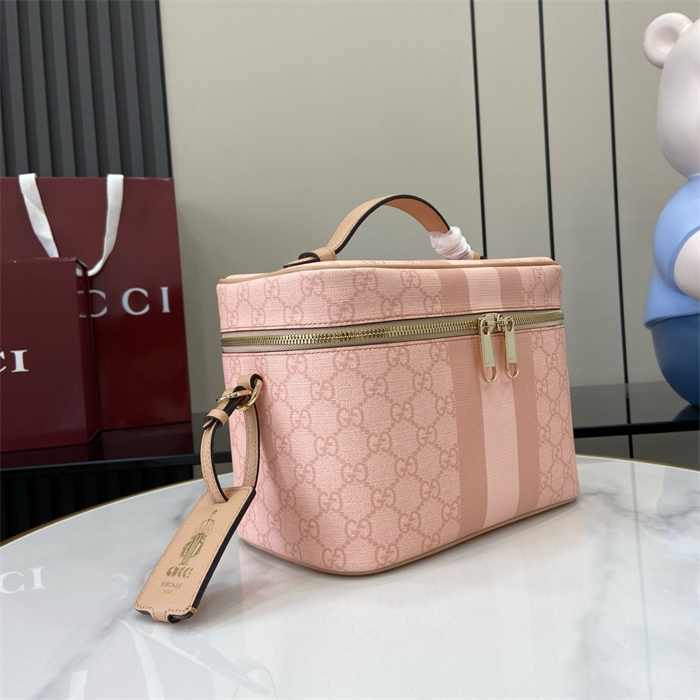 GUCCI 구찌 GG 슈프림 미디엄 파우치백 811489 2024/신상 2COLOR