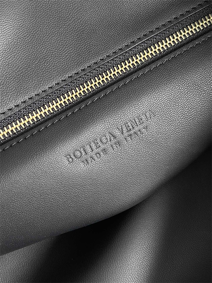 BOTTEGA VENETA 보테가베네타  라지 홉 803976 3COLOR