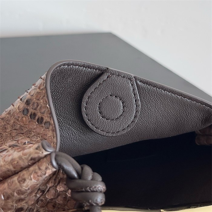 BOTTEGA VENETA 보테가베네타 사르딘 미니 숄더백 794920 2024/신상