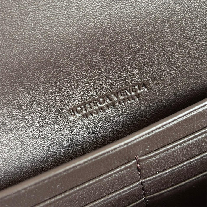 BOTTEGA VENETA 보테가베네타 안디아모 롱 핸들 클러치 크로스백 794945 2024/신상