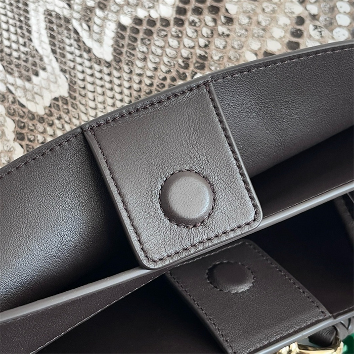 BOTTEGA VENETA 보테가베네타 안디아모 미디엄 토트백 743572 2024/신상