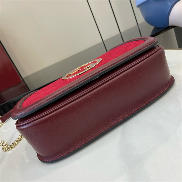 GUCCI 구찌 블론디 스몰 숄더백 815715 2024/신상