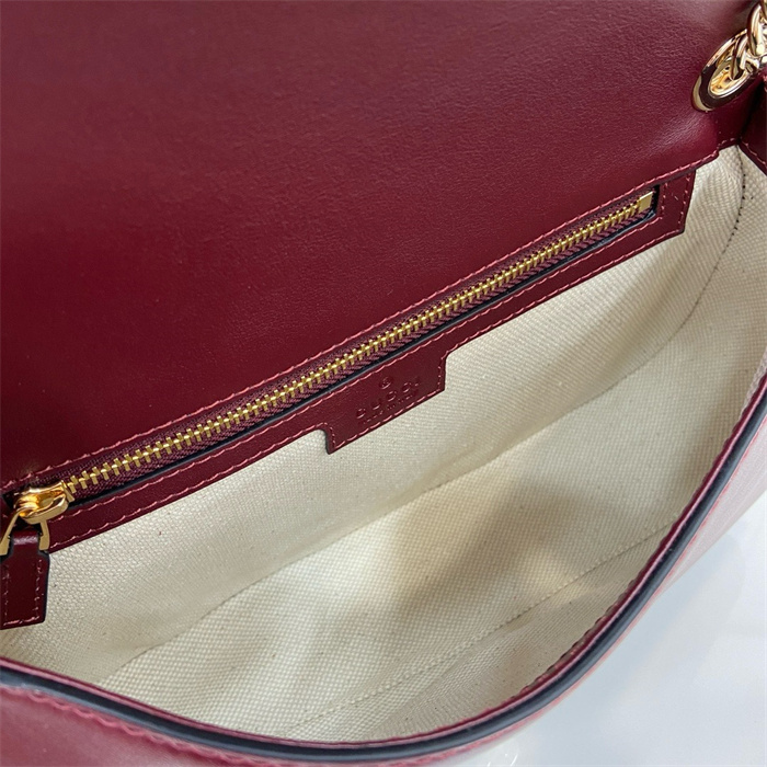 GUCCI 구찌 블론디 스몰 숄더백 815715 2024/신상