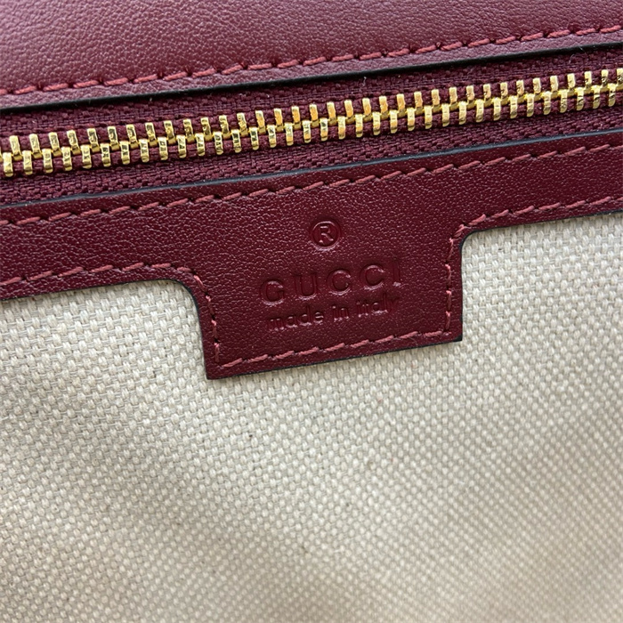 GUCCI 구찌 블론디 스몰 숄더백 815715 2024/신상