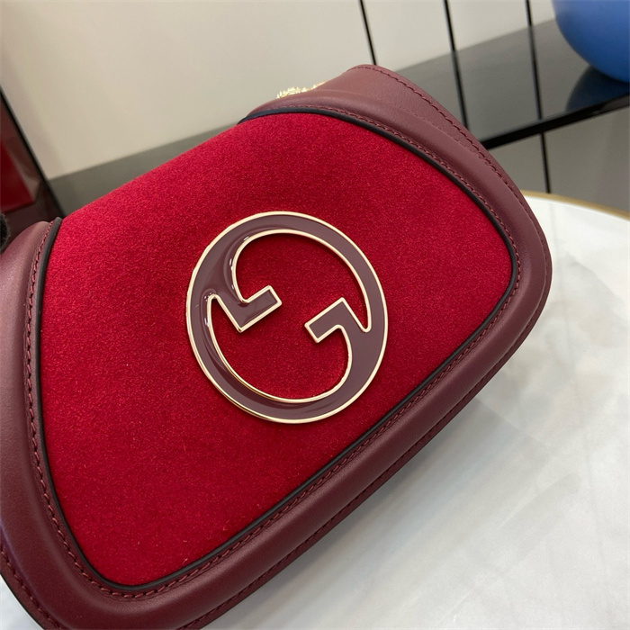 GUCCI 구찌 블론디 미니 숄더백 815711 2024/신상