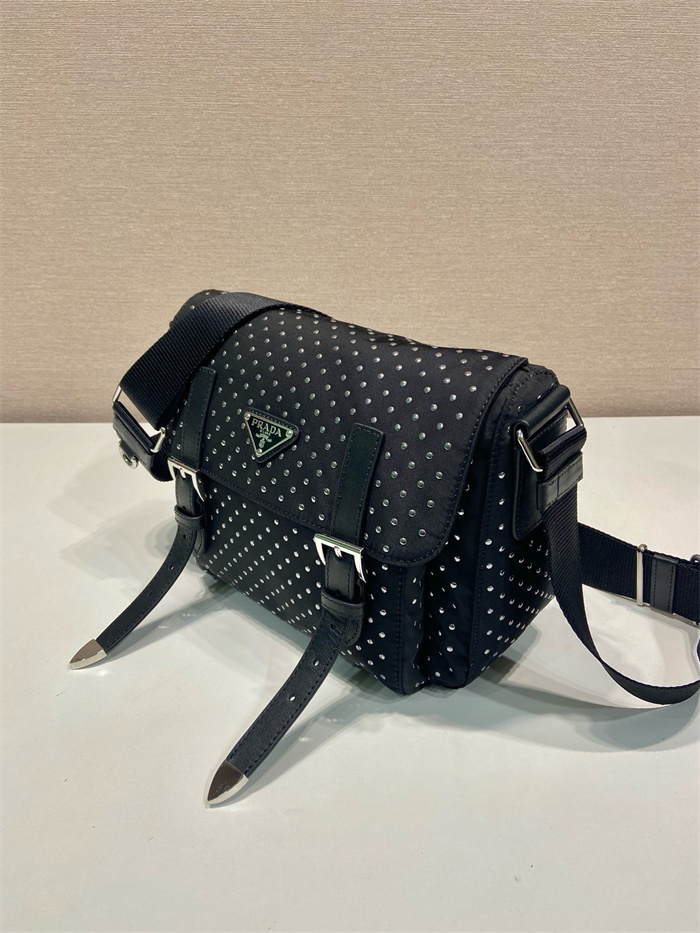 PRADA 프라다 스터드 리나일론 숄더백 1BD382 2024/신상