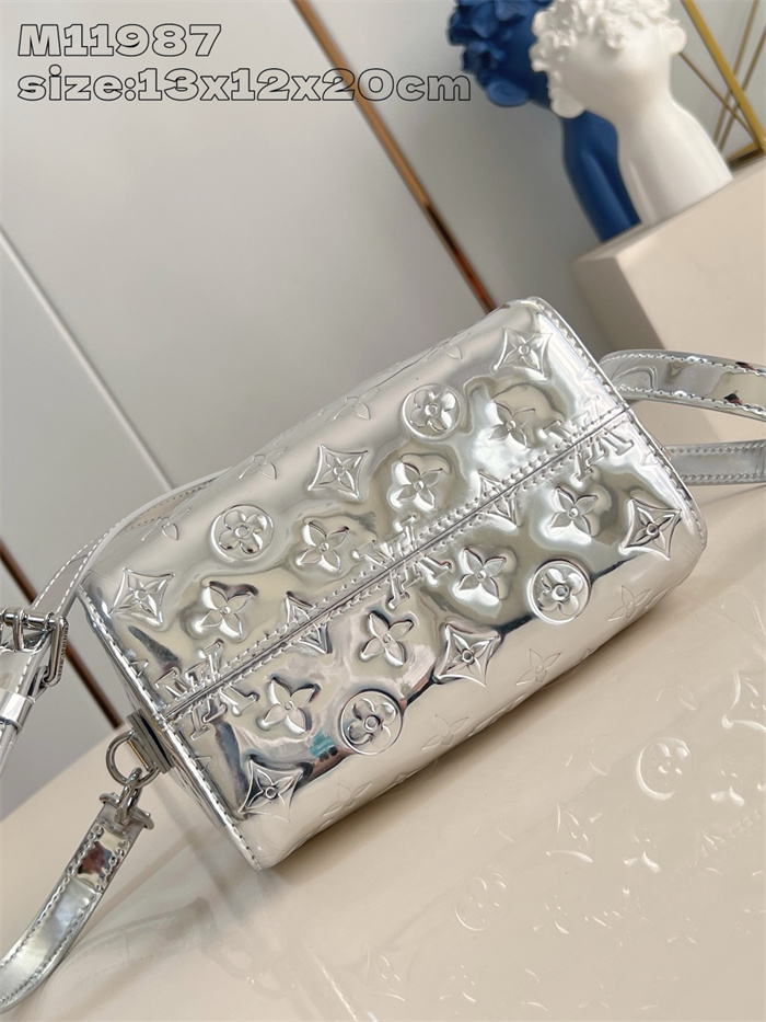 LOUIS VUITTON 루이비통 스피디 반둘리에 20 M11987 2024/신상