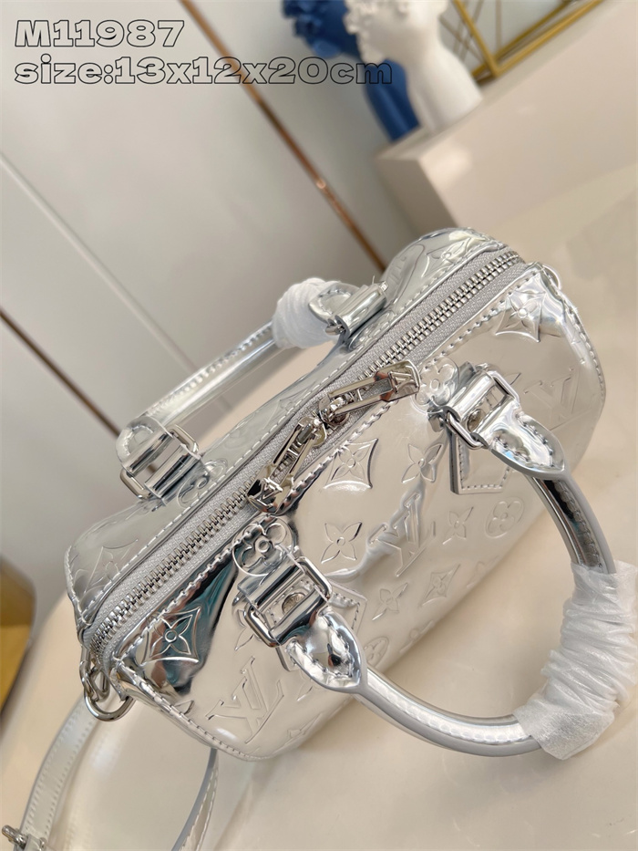 LOUIS VUITTON 루이비통 스피디 반둘리에 20 M11987 2024/신상