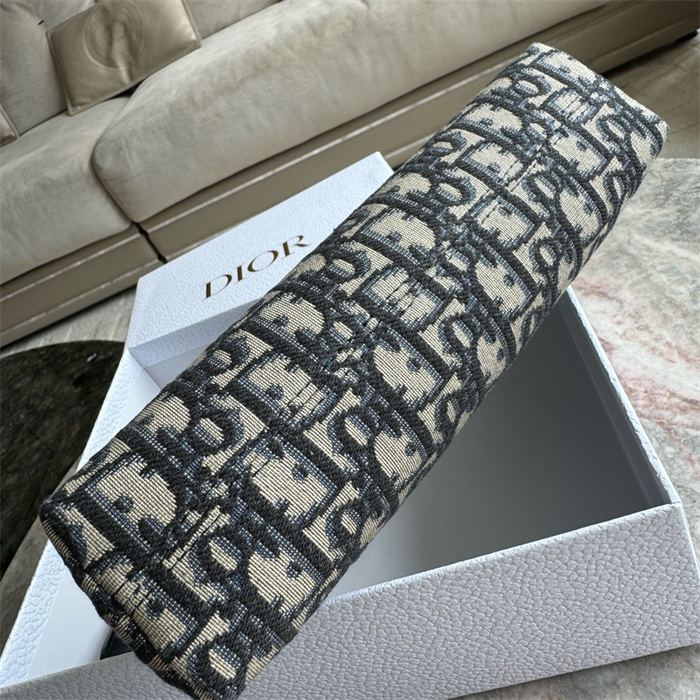 DIOR 디올 몽테뉴 미니 숄더백 M6155 2024/신상