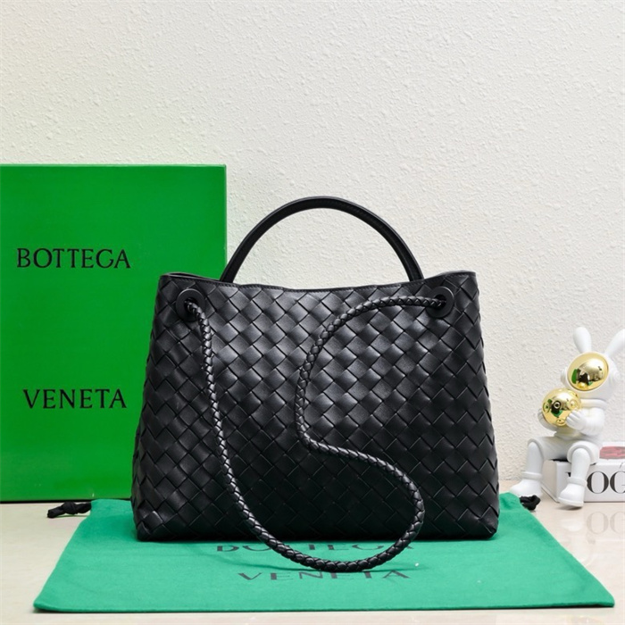 BOTTEGA VENETA 보테가베네타 안디아모 미디엄 토트백 84630 2024/신상