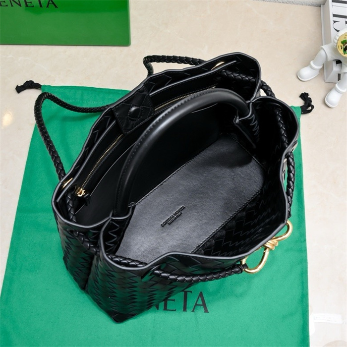 BOTTEGA VENETA 보테가베네타 안디아모 미디엄 토트백 84630 2024/신상