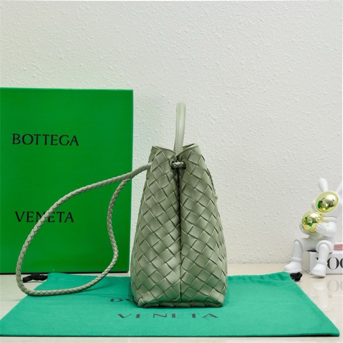 BOTTEGA VENETA 보테가베네타 안디아모 미디엄 토트백 84630 2024/신상
