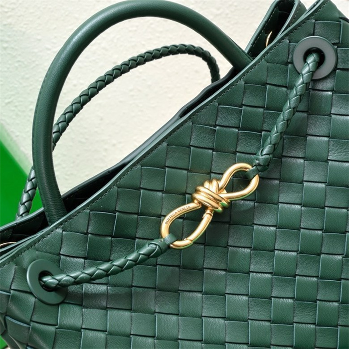 BOTTEGA VENETA 보테가베네타 안디아모 미디엄 토트백 84630 2024/신상