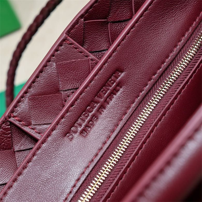 BOTTEGA VENETA 보테가베네타 안디아모 미디엄 토트백 84630 2024/신상