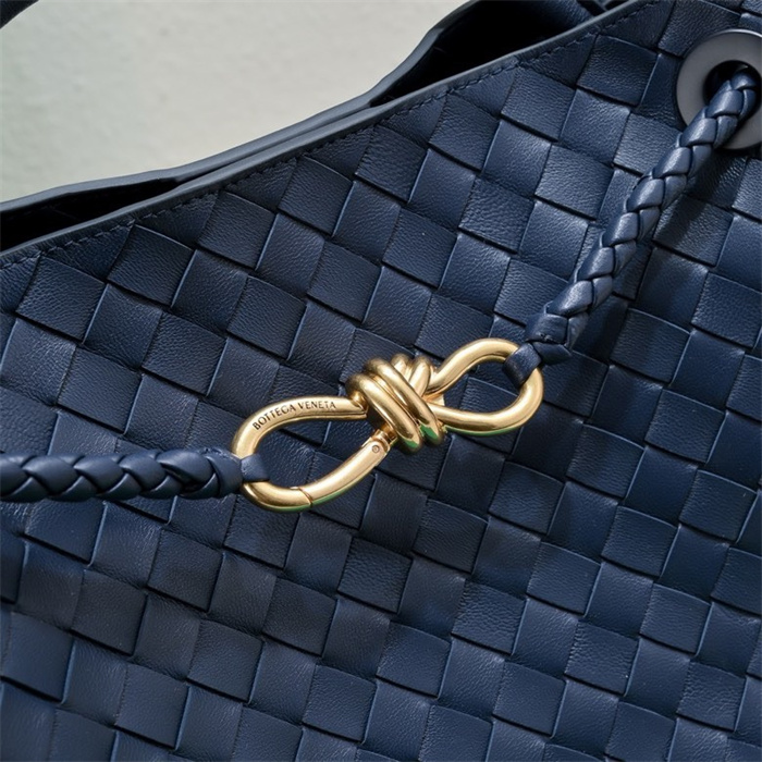 BOTTEGA VENETA 보테가베네타 안디아모 미디엄 토트백 84630 2024/신상