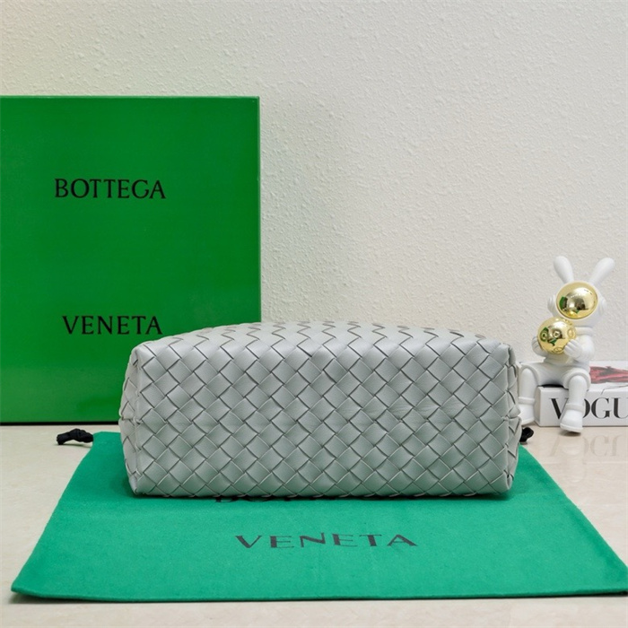 BOTTEGA VENETA 보테가베네타 안디아모 미디엄 토트백 84630 2024/신상