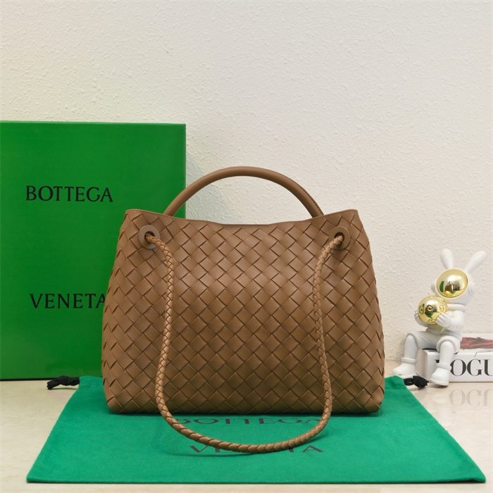 BOTTEGA VENETA 보테가베네타 안디아모 미디엄 토트백 84630 2024/신상
