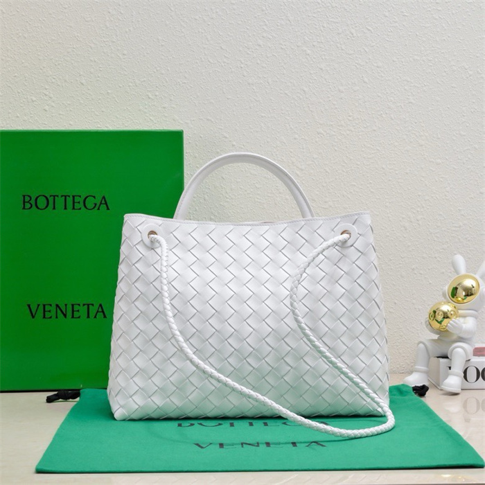 BOTTEGA VENETA 보테가베네타 안디아모 미디엄 토트백 84630 2024/신상