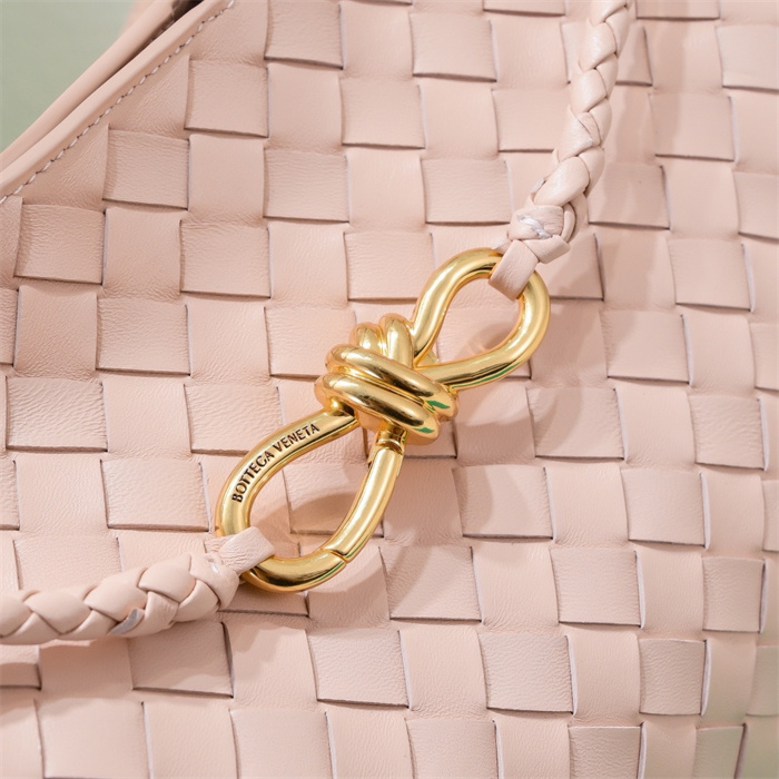 BOTTEGA VENETA 보테가베네타 안디아모 미디엄 토트백 84630 2024/신상