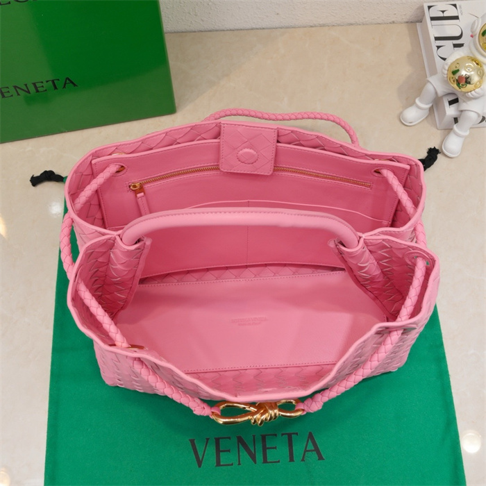 BOTTEGA VENETA 보테가베네타 안디아모 미디엄 토트백 84630 2024/신상