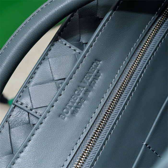 BOTTEGA VENETA 보테가베네타 안디아모 미디엄 토트백 84630 2024/신상