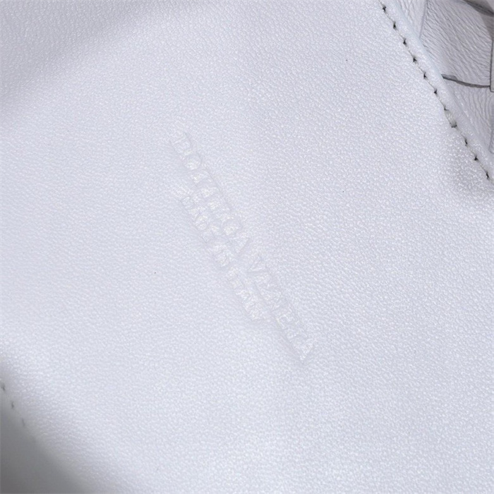 BOTTEGA VENETA 보테가베네타 안디아모 스몰 토트백 74630 2024/신상