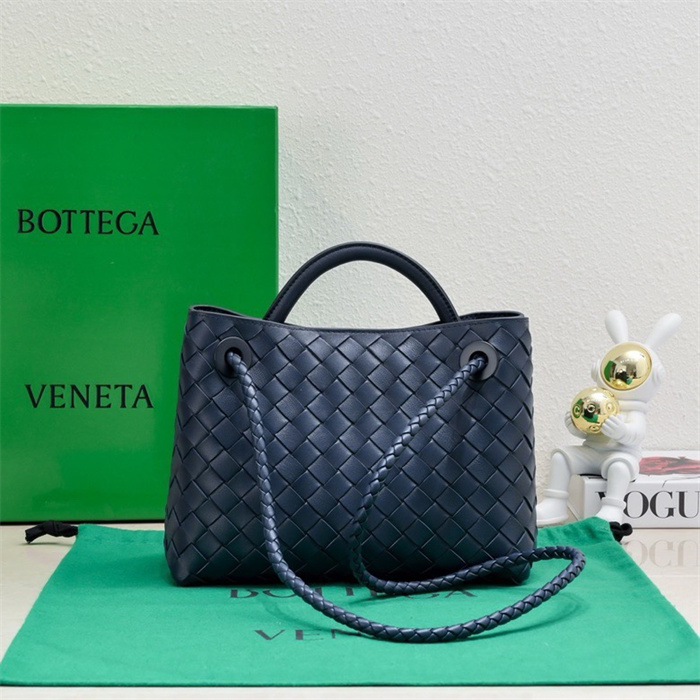 BOTTEGA VENETA 보테가베네타 안디아모 스몰 토트백 74630 2024/신상